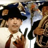 Nagrado vzhodna zvezda bodo podelili igralcu Mikiju Manojloviću 
in predvajali bodo film Emirja Kusturice Underground, v katerem 
je upodobil glavno vlogo. 
