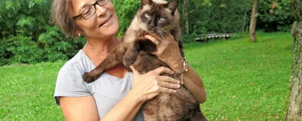 Kako in zakaj živali zbolijo za rakom