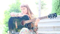 Sabina Vostner je konec lanskega leta izdala svoj drugi avtorski 
album z indie folk glasbo.