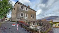 Dotrajano stavbo na Streliški bodo porušili, v novi bo enajst 
stanovanj in pet bivalnih enot. 