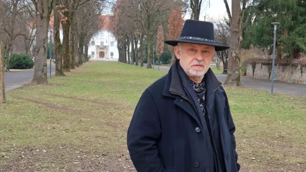 Veliko Prešernovo nagrado za življenjsko delo prejmeta pisatelj Feri Lainšček ... 