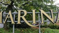V klubu Marina na Ajševici je od odprtja poleti 2014 do aretacij 
pred dvema letoma po obtožbi delalo več kot 400 deklet.  