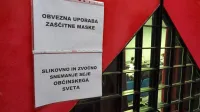 Sežanski občinski svet   uporablja v času covida za seje  veliko sejno 
dvorano, da svetniki ohranjajo varno medsebojno razdaljo.