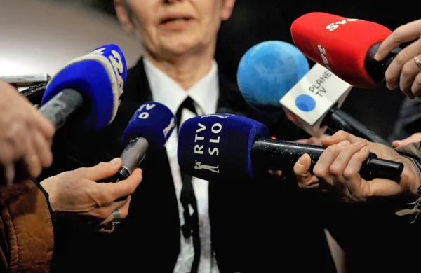 Politična skupina Renew v Evropskem parlamentu je danes 
izrazila zaskrbljenost zaradi nedavnega razvoja dogodkov na 
področju medijske svobode v Sloveniji. 