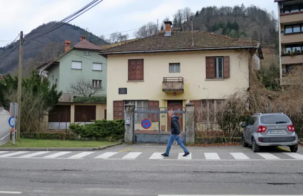 Kdaj, če sploh bodo v Občini Cerkno zgradili prvi stanovanjski stolpič v času samostojnosti in dali prednost mladim, je še veliko vprašanje.