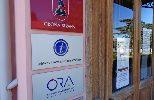 Občina Sežana je turistično dejavnost prenesla na agencijo ORA. Pod njenim okriljem bo odslej deloval tudi turistično informacijski center. 