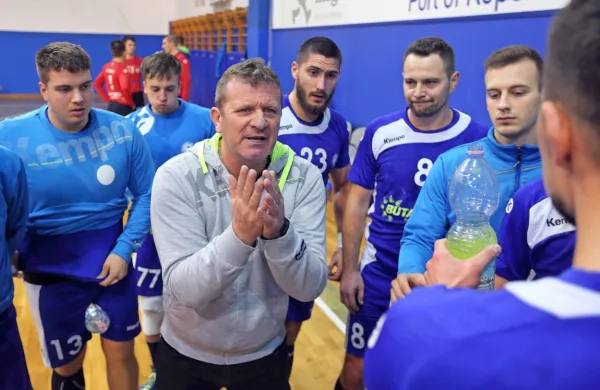 Na izolski klopi je med tednom prišlo do zamenjave: namesto 
Fredija Radojkoviča (na fotografiji) bo odslej ekipo vodil Peter 
Božič.
