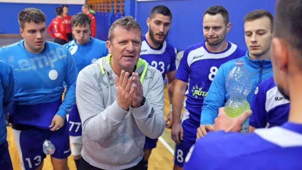 Na izolski klopi je med tednom prišlo do zamenjave: namesto 
Fredija Radojkoviča (na fotografiji) bo odslej ekipo vodil Peter 
Božič.