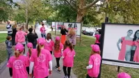 Rožnati oktober v Ajdovščini. Zaradi epidemije trpijo številne 
preventivne pobude, prekinilo pa se je tudi redno delo v centrih za 
krepitev zdravja. 