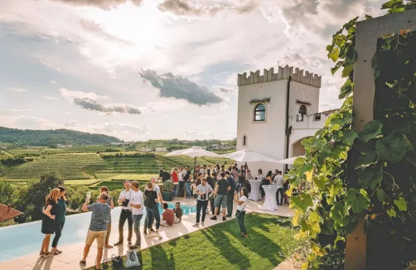 V Brdih so z Dnevi odprtih kleti izkoristili poletno epidemiološko 
sliko. Tudi letos poleti pričakujejo več individualnih in domačih 
gostov.