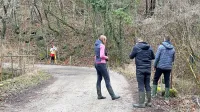 V minulih dneh so domačini in obiskovalci dolin Padeža in 
Suhorice opazili, da tam že opravljajo geodetske meritve. Po 
neuradnih informacijah naj bi izdelovali geodetski posnetek 
območja. 