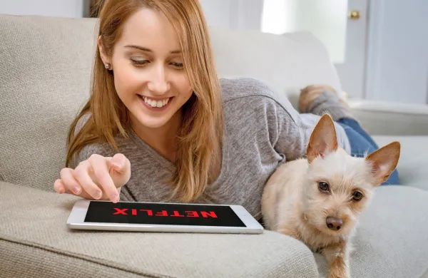 Uporabnikom, ki ne živijo v istem gospodinjstvu z naročniki, pri 
Netflixu ne bodo več gledali skozi prste.