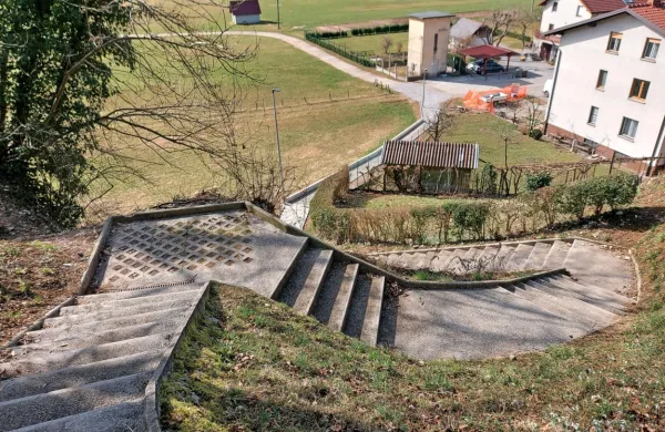 Varna pot Tolmin povezuje z rekreacijskimi površinami ob Soči.   