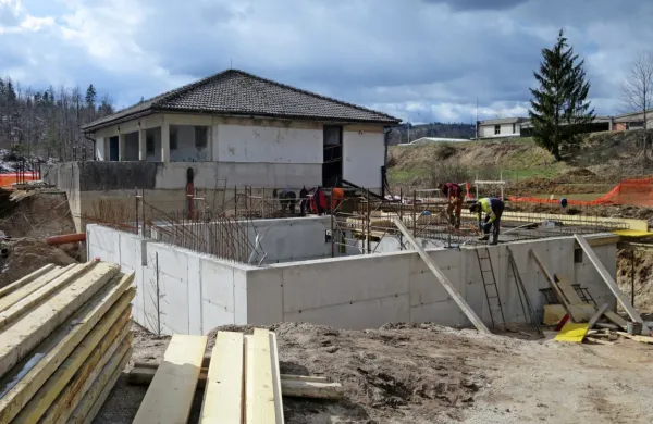 Do konca leta bo staro, premajhno in zastarelo godoviško  čistilno 
napravo nadomestila sodobnejše in pol večja.