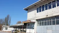 Novi lastnik namerava kompleks propadle pekarne po prenovi 
oddati v najem. 