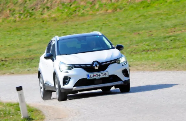 Renault captur je svojevrstna SUV evolucija clia. V naboru 
pogonskih različic zdaj najdemo tudi možnost priključno hibridnega pogona.