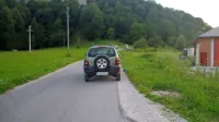Lani julija je starejša pešakinja v naselju Svino utrpela hude 
poškodbe zaradi silovitega trka avtomobila, ki ga je vozil 50-letni 
domačin. Po nesreči je napihal več kot dva promila.