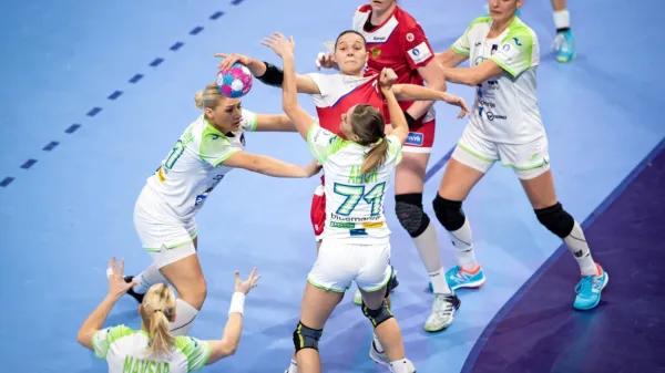 Vsak dan moramo biti boljši kot včeraj, je moto novega selektorja 
slovenskih rokometnih izbrank.