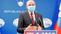 “Na naslednjem cepljenju ljudje ne bodo cepljeni z istim cepivom. 
Vsak bo dobil nov tip cepiva, da bi s tem bolj zaokrožili odpornost 
organizma in se tako zoperstavili sevom, ki se razvijajo,” je 
povedal nacionalni koordinator za logistični del akcije množičnega cepljenja proti covidu-19 Jelko Kacin.