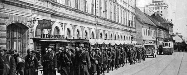 Italijanske vojaške enote so aprila 1941 zasedle Ljubljano.