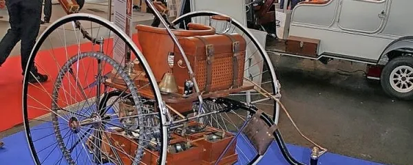 Bertha Benz je z vozilom benz patent motorwagen model III leta 
1888 prevozila 106 kilometrov.