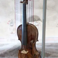 Tartinijeva violina v njegovi 
rojstni  hiši  v Piranu 