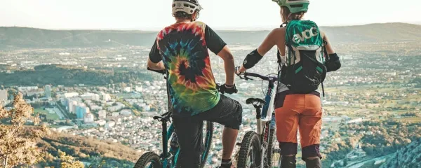 “Na roke” narejena proga s Svete gore s številnimi objekti na poti
privablja ljubitelje gorskega kolesarjenja od blizu in daleč.