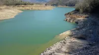 Zaradi obnove pregrade zadrževalnika Vogršček je nivo vode  tako 
nizek, da oroševanje ob pozebi zaradi majhnega pritiska vode ni 
bilo mogoče.