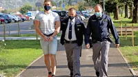 Obtoženi za poskus uboja maminega partnerja je v priporu od sredine lanskega decembra.