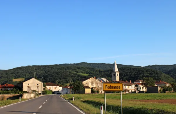 V KS Podnanos so za 23. maj razpisane nadomestne volitve za  pet 
članov  sveta krajevne skupnosti.