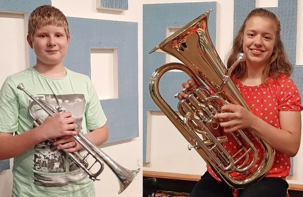 Trobentač Tim Kobal in evfonistka Lena Lavrenčič  sta se izkazala 
tudi na državnem tekmovanju mladih glasbenikov Temsig.  