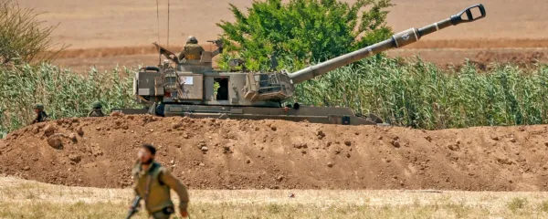 Med Izraelom in Gazo spet letijo številne granate in rakete.  