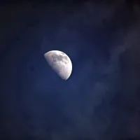 Luna: 630 mm, ISO 160, čas 1/150s,  zaslonka f/8 ... 