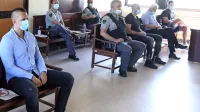 Sojenje trojici obtoženih (prvi z leve Klemen Kadivec) se bo začelo, 
ko bo pravnomočna odločitev o (ne)izločitvi dokazov. 
