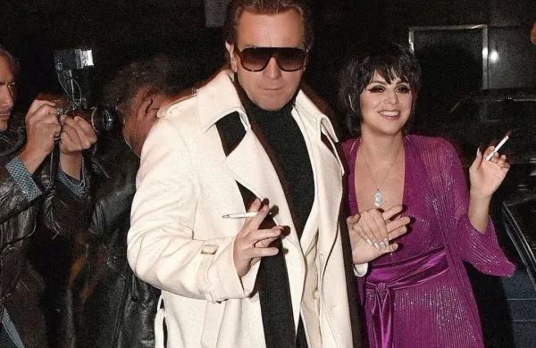 Halton (Ewan McGregor) je imel zelo globoko prijateljsko vez z 
igralko Lizo Minelli (Krysta Rodriguez).