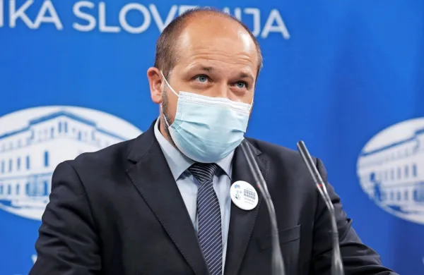 Minister za zdravje Janez Poklukar