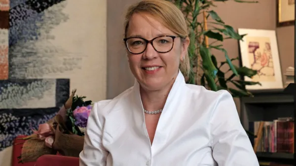 Dr. Helena Jaklitsch: “Vsa ministrstva morajo začutiti in živeti čezmejnost”