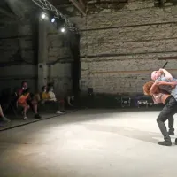 Gib, glasba in poklon Kseniji Hribar