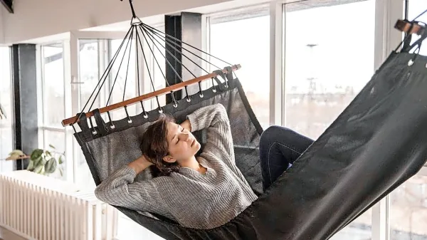 POZIMI OGREVA, POLETI HLADI