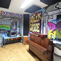 V CMK z grafiti pričarali časovni stroj