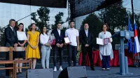

Županovo priznanje sta letos prejela  Mladinski center Postojna in 
Srednja gozdarska in lesarska šola Postojna, priznanje Miroslava 
Vilharja pa  vokalna skupina Elum.