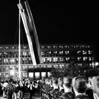 Slovenska zastava ob slovesni razglasitvi samostojne Slovenije. Ljubljana, 
26. junij 1991