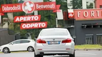 Gostje iz Italije so dobrodošli. A po novem le, če so cepljeni ali se 
testirajo.