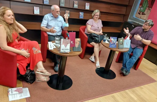 Nove knjige so v Konzorciju predstavili (z leve) Tanja Petrič, Milan Dekleva,   Daša Perme Jurjavčič in Aljoša Harlamov.   
