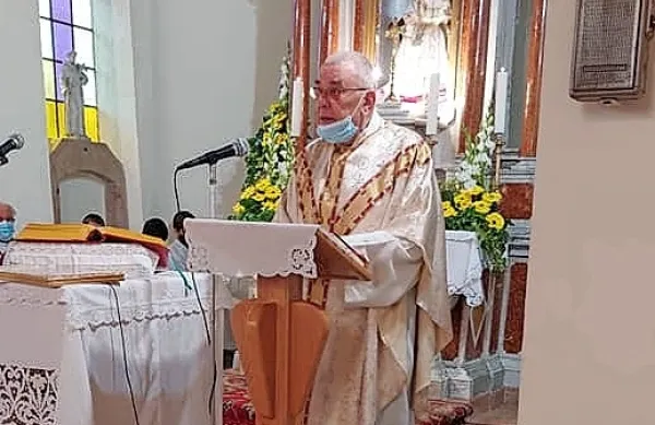 Župnik v Podgrajah Peter Pipan je v nedeljo obhajal zlato mašo. Po 
tem je odšel na zaslužen dopust.