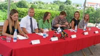 Na včerajšnji tiskovni konferenci so istrski turizem predstavili (od 
leve) - Andreja Čmaj, Aleksander Valentin, Nataša Frančič, Nina 
Jurinčič, Ylenia Loredan in Mojca Vojska.