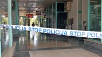 Policijski trak je v soboto dopoldne preprečeval prehod skozi 
koprsko Ogrlico.