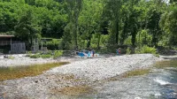 Reka Vipava tudi na Ajdovskem  poleti privabi številne obiskovalce, občina pa zdaj pripravlja odlok o plovnem režimu, ki bo določil pravila. 