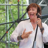 Gianna in Francesco pregnala dež in priklicala sonce, zvezde