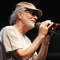 Gianna in Francesco pregnala dež in priklicala sonce, zvezde